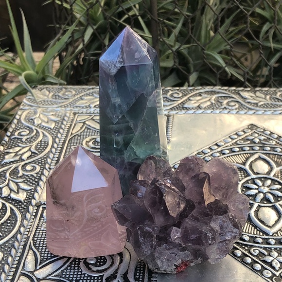 Accessories - New beginnings crystal love awakening healing kit